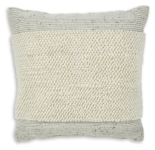 Rowcher Pillow